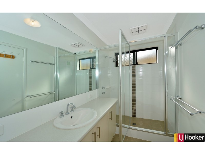 23 Breezy Way, Meadow Springs WA 6210