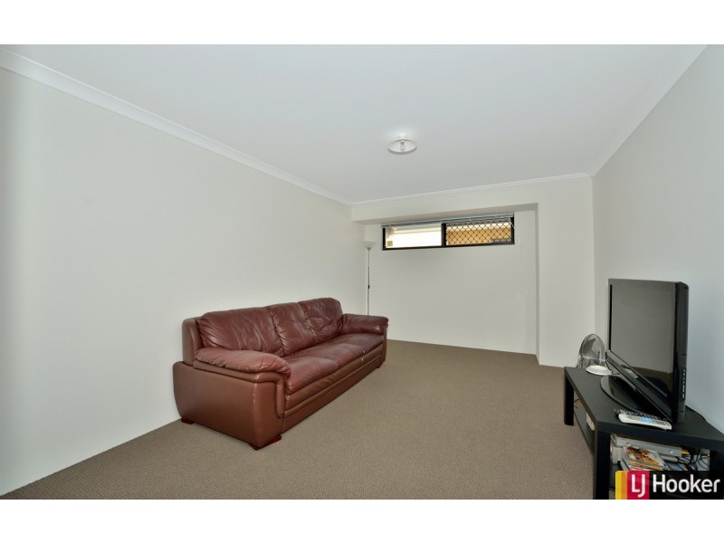 23 Breezy Way, Meadow Springs WA 6210