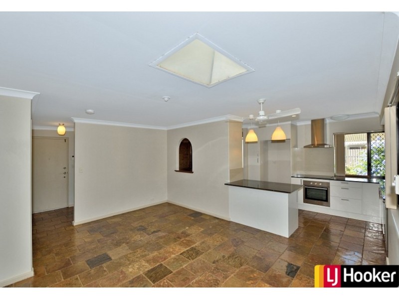 35 Elderberry Circle, Halls Head WA 6210