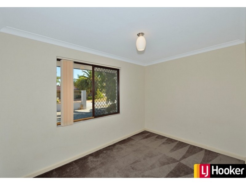 35 Elderberry Circle, Halls Head WA 6210