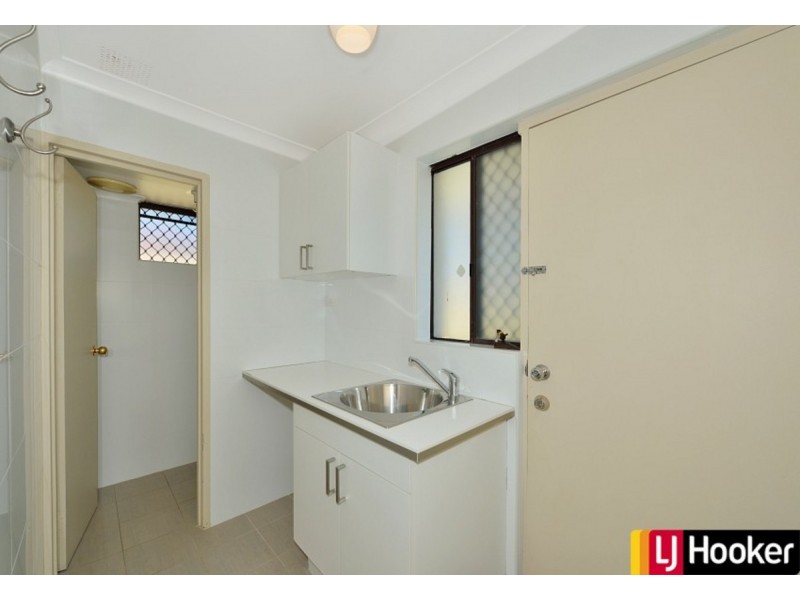 35 Elderberry Circle, Halls Head WA 6210