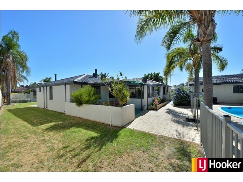 35 Elderberry Circle, Halls Head WA 6210