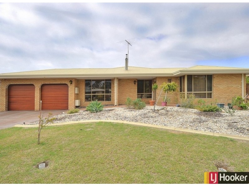 12 Seawind Drive, Silver Sands WA 6210