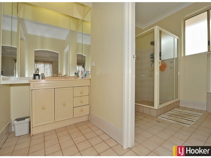 12 Seawind Drive, Silver Sands WA 6210