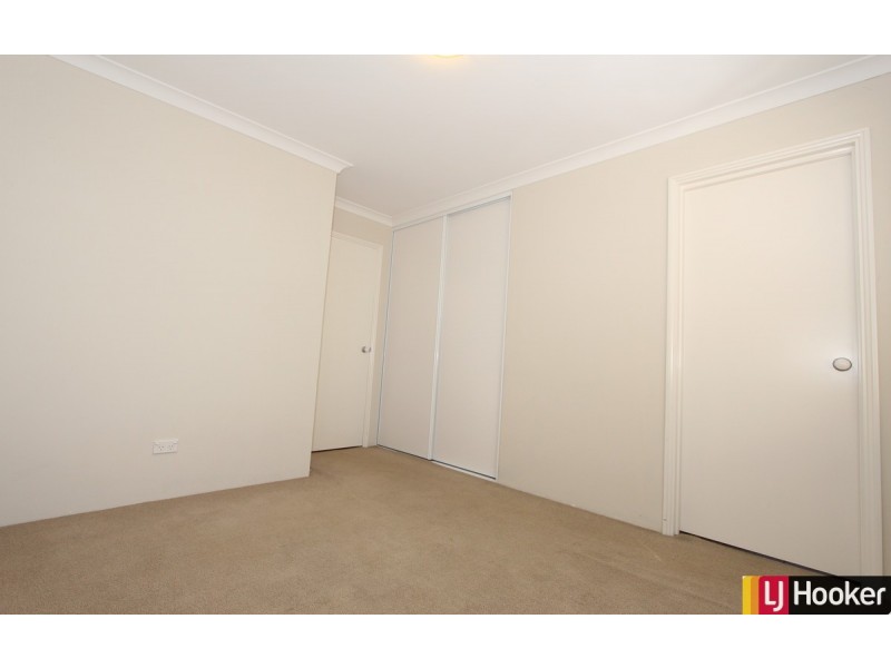 68 Leisure Way, Halls Head WA 6210