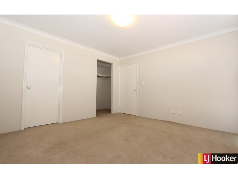 68 Leisure Way, Halls Head WA 6210