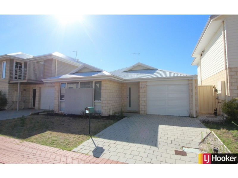 68 Leisure Way, Halls Head WA 6210