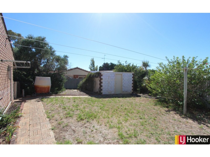 1 Volga Place, Greenfields WA 6210