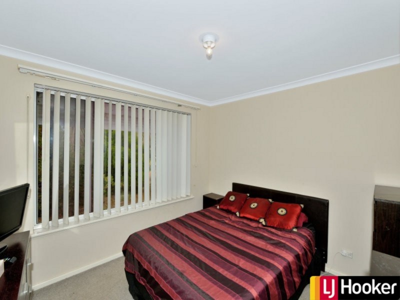 8 Illabrook Street, Dudley Park WA 6210