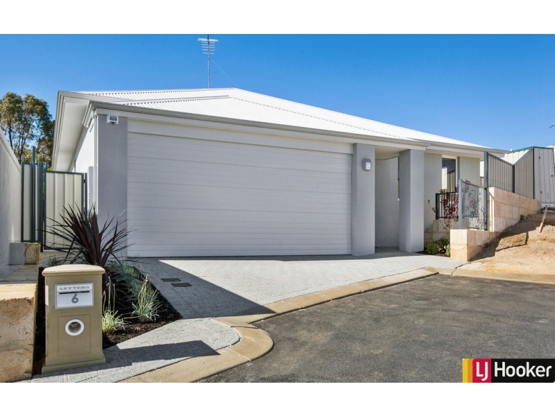 6 Galveston Court, Meadow Springs WA 6210