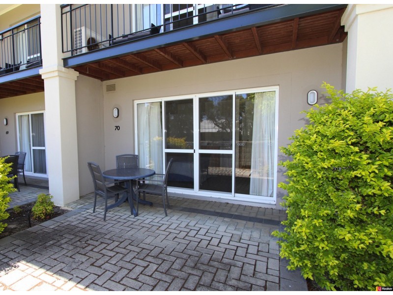70B/20 Apollo Place, Halls Head WA 6210
