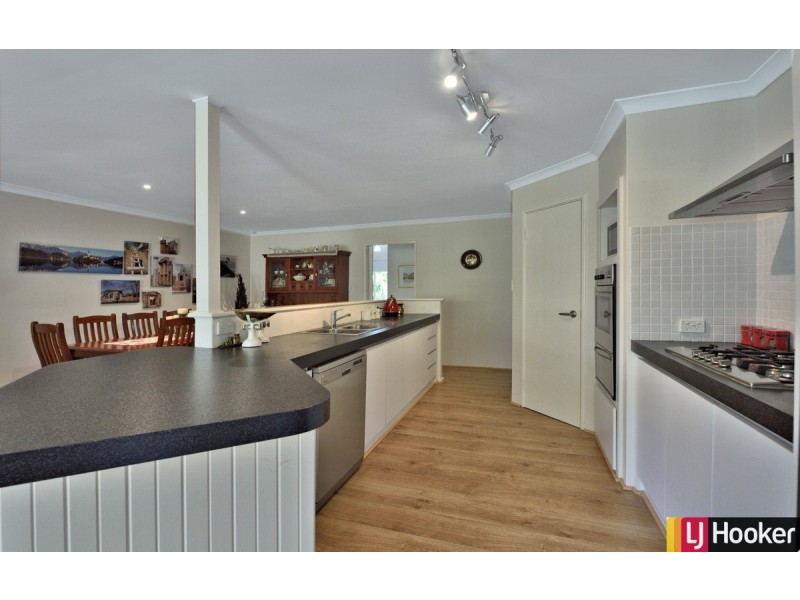 24 Grayswood Retreat, Erskine WA 6210