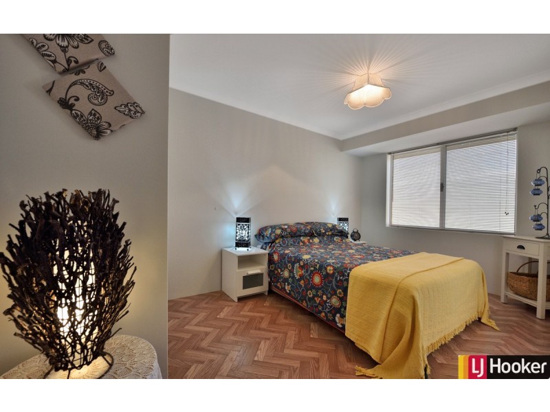 24 Grayswood Retreat, Erskine WA 6210