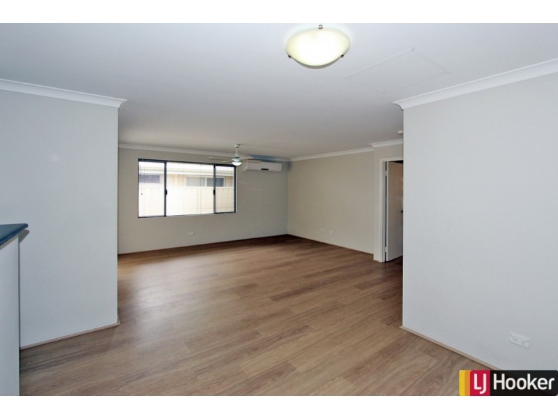 63 Leisure Way, Halls Head WA 6210