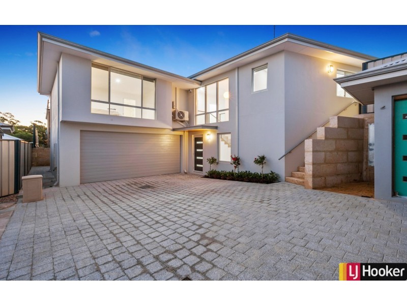 2 Tralee Place, Meadow Springs WA 6210