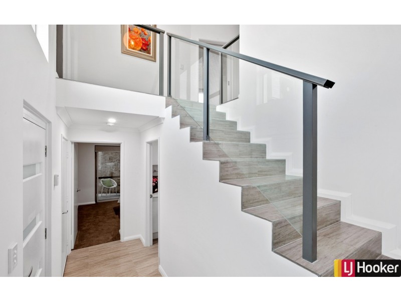 2 Tralee Place, Meadow Springs WA 6210