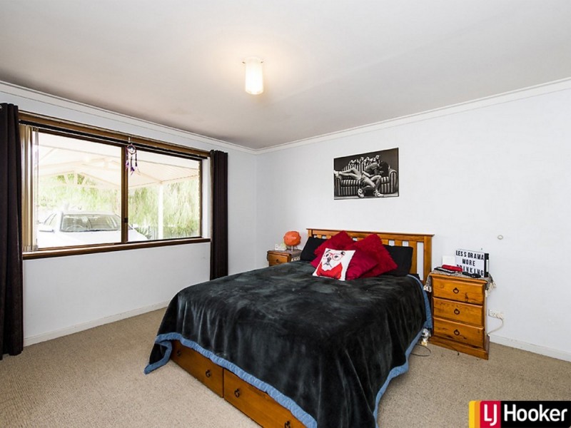 4 Duncan Road, Coodanup WA 6210