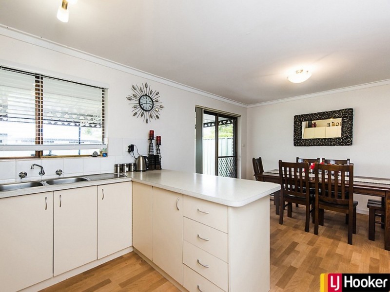 4 Duncan Road, Coodanup WA 6210