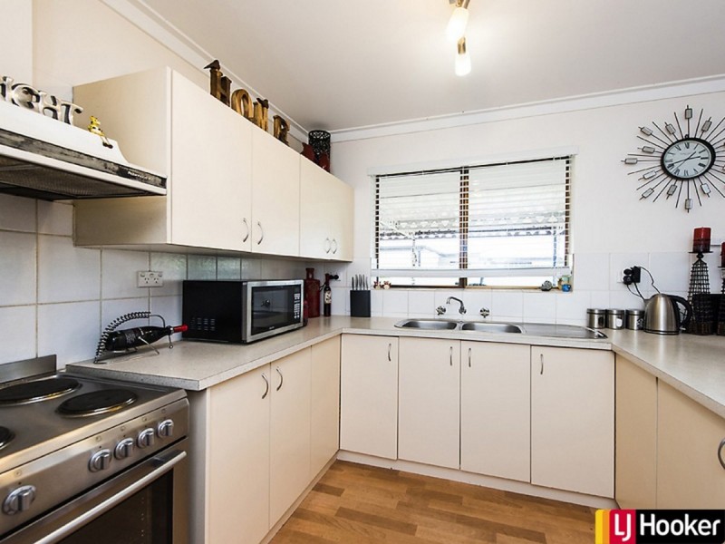 4 Duncan Road, Coodanup WA 6210