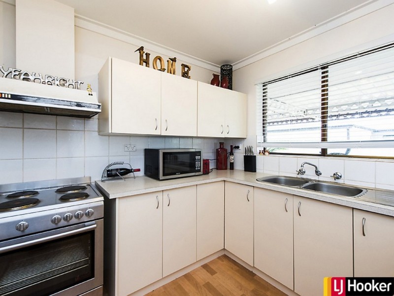 4 Duncan Road, Coodanup WA 6210