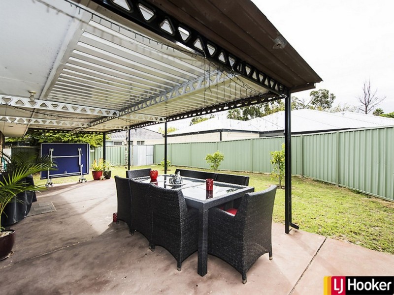 4 Duncan Road, Coodanup WA 6210