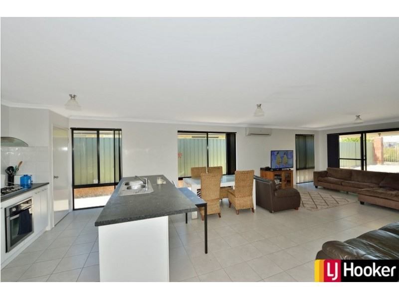 4 Pinnacle Turn, Baldivis WA 6171