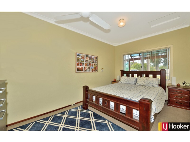10 Kallang Road, Coodanup WA 6210
