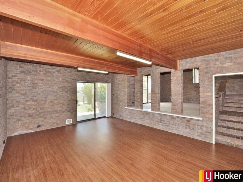 35 Carina Circle, Halls Head WA 6210