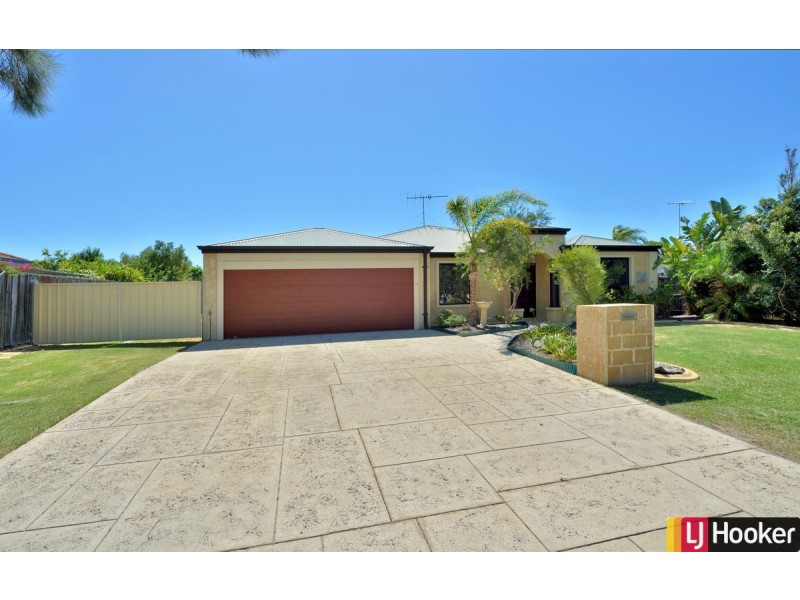 140 Peelwood Parade, Halls Head WA 6210