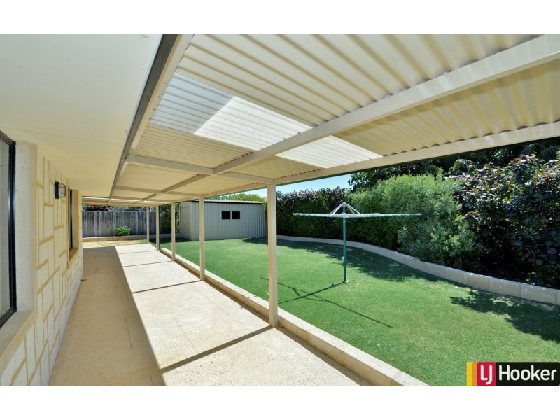 140 Peelwood Parade, Halls Head WA 6210