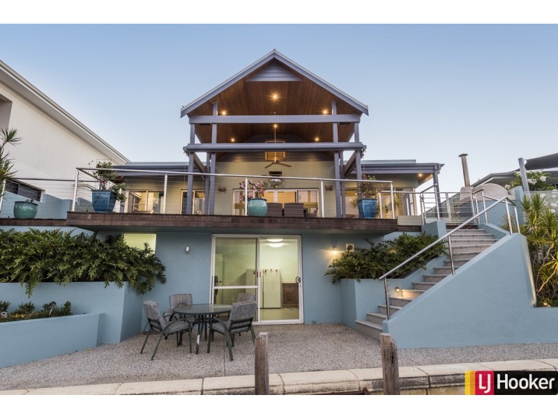 31 Ragamuffin Point, Halls Head WA 6210