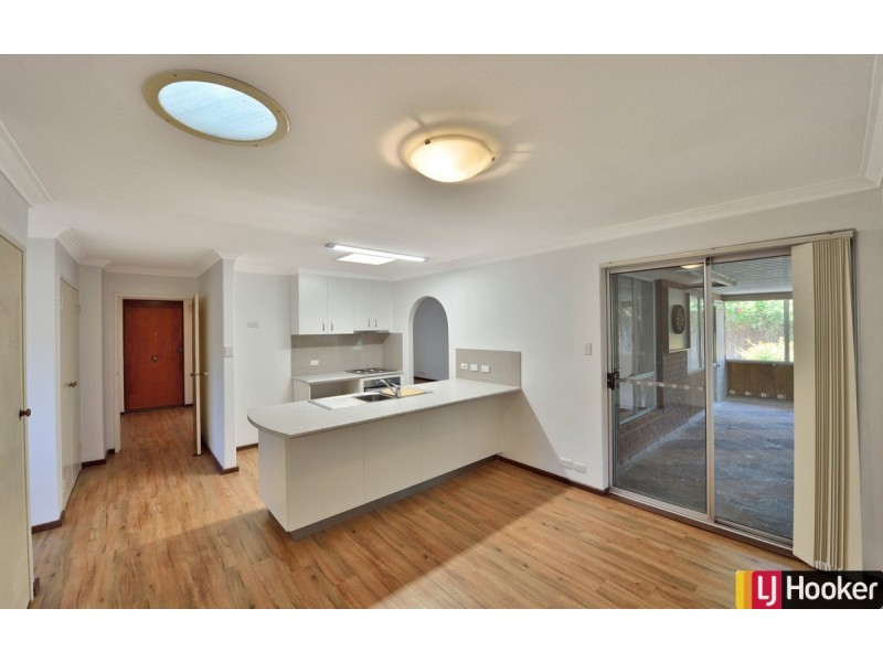 8 Brigadoon Close, Halls Head WA 6210