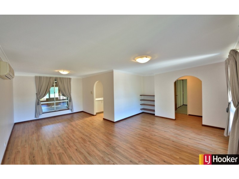 8 Brigadoon Close, Halls Head WA 6210