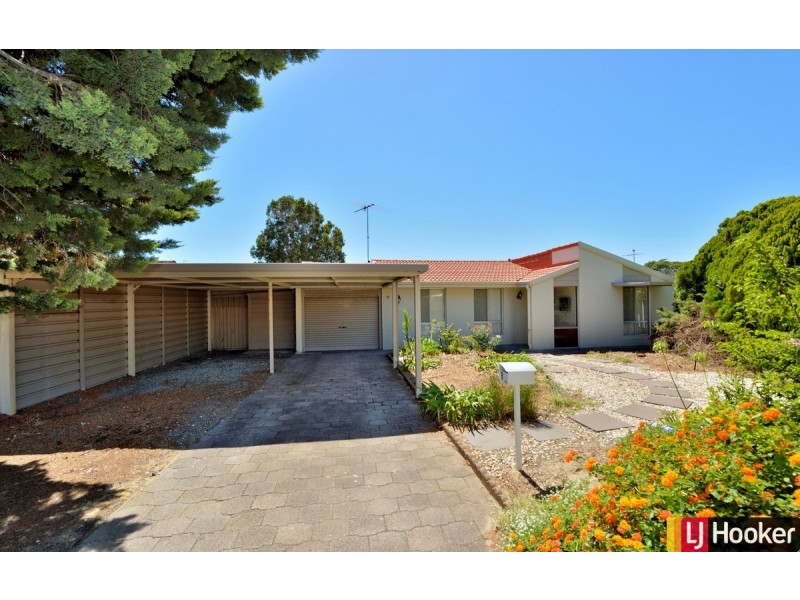 8 Brigadoon Close, Halls Head WA 6210