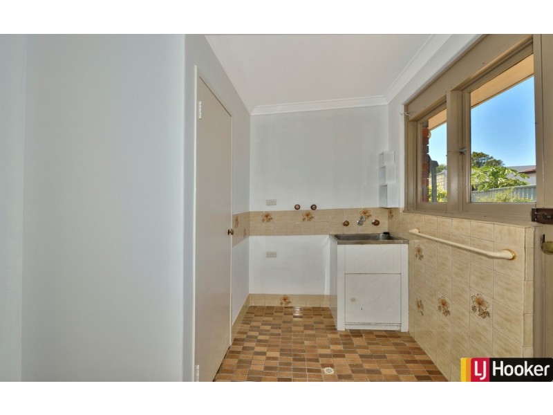 8 Brigadoon Close, Halls Head WA 6210