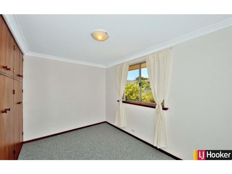 8 Brigadoon Close, Halls Head WA 6210