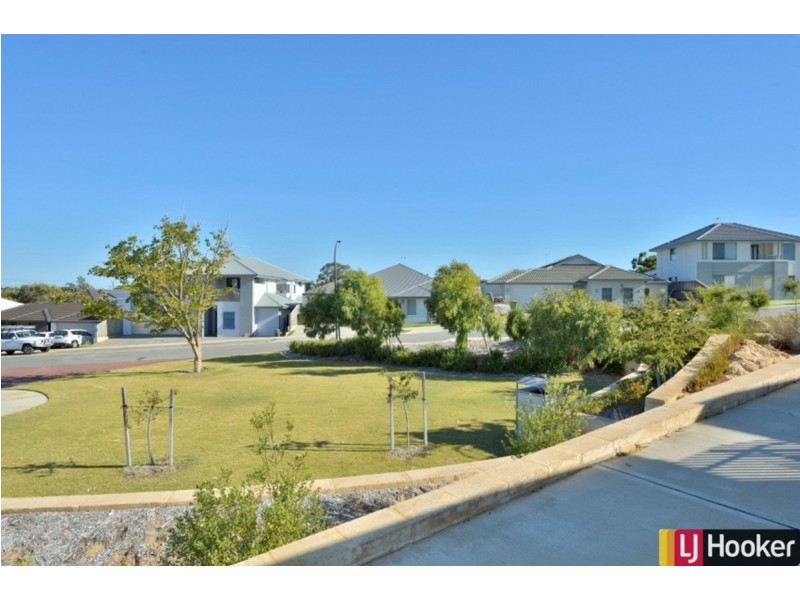 3 Rubus Vista, Halls Head WA 6210