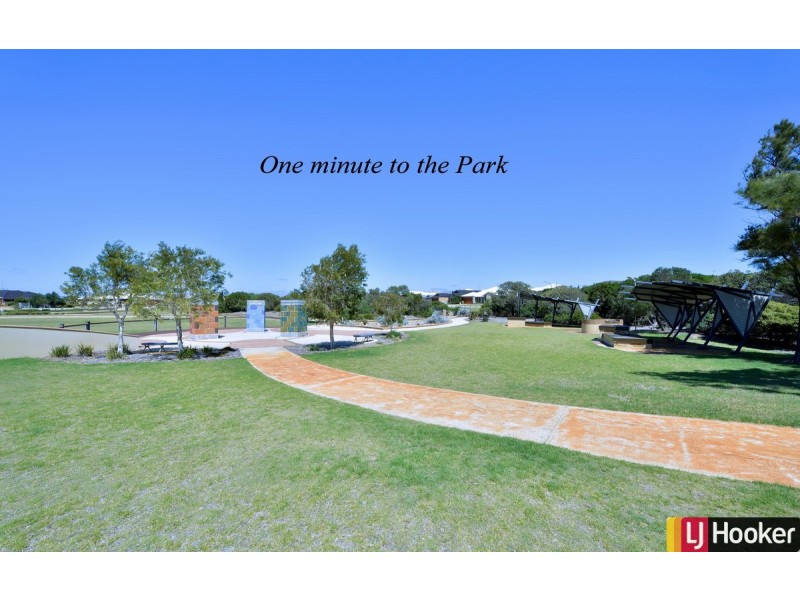 8 Tingle Way, Halls Head WA 6210