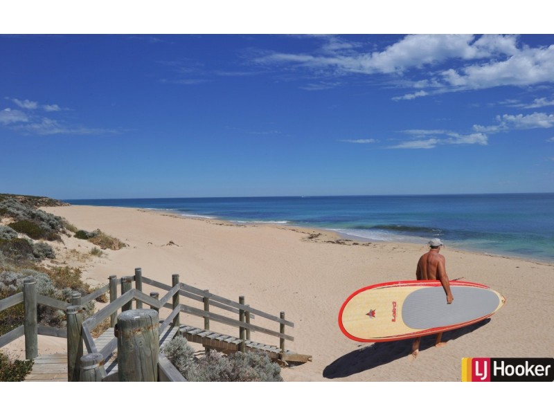 8 Tingle Way, Halls Head WA 6210