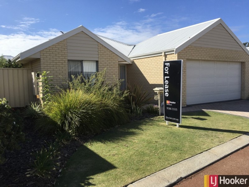 11 Zamia Loop, Falcon WA 6210