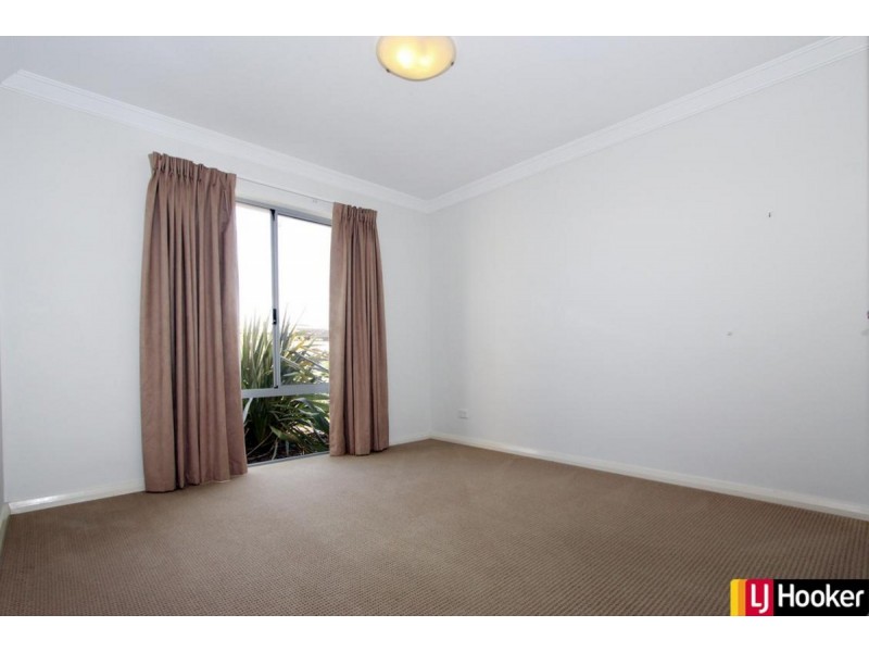 11 Zamia Loop, Falcon WA 6210
