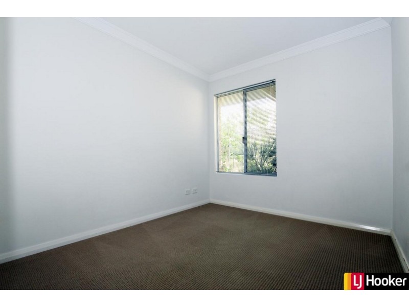 11 Zamia Loop, Falcon WA 6210