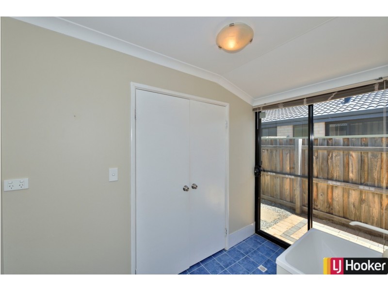12 Bethel Corner, Halls Head WA 6210