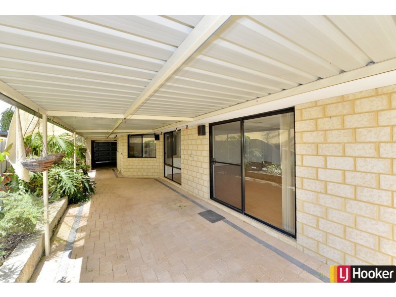 12 Bethel Corner, Halls Head WA 6210