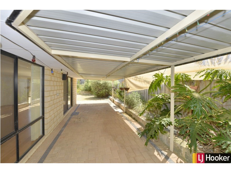 12 Bethel Corner, Halls Head WA 6210