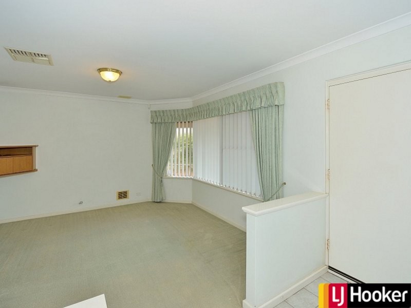 10 Peron Place, San Remo WA 6210