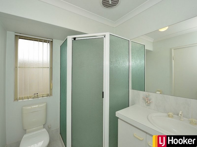 10 Peron Place, San Remo WA 6210