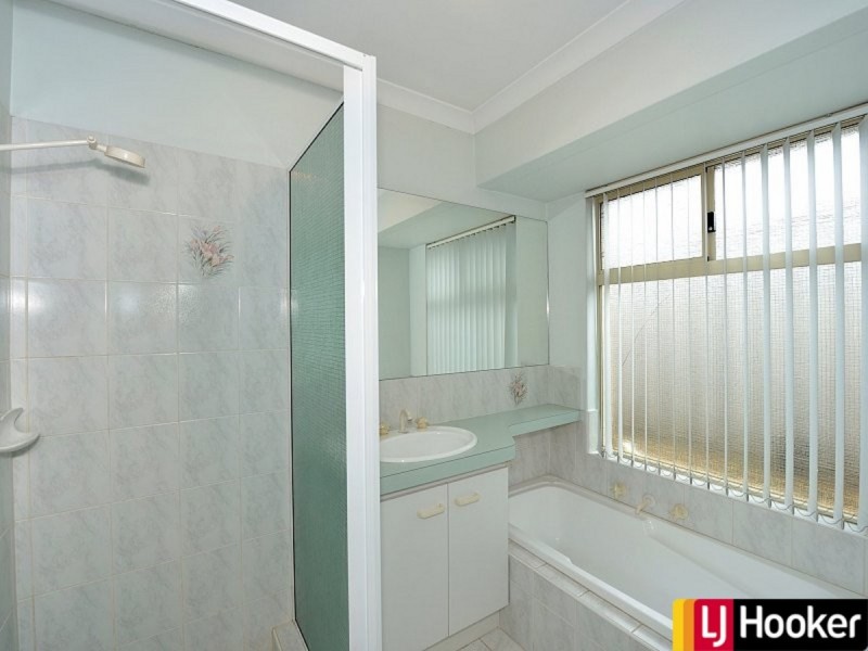 10 Peron Place, San Remo WA 6210