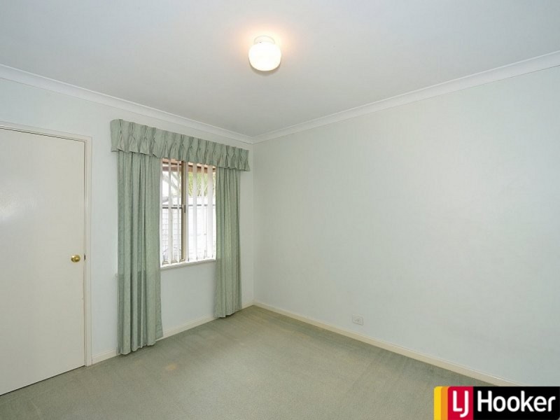 10 Peron Place, San Remo WA 6210