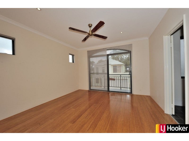 22/68 Hickman Road, Silver Sands WA 6210